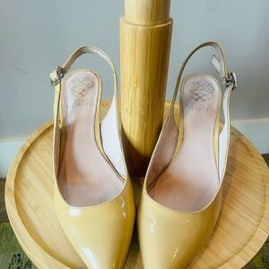 Vince Camuto Nude Patent Pointed Toe Slingback Heels Size 8